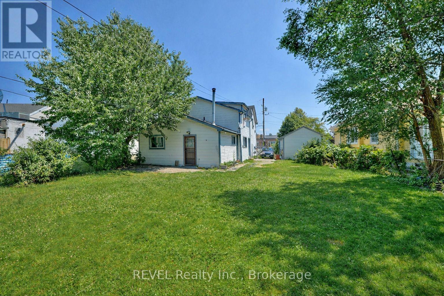 8 Pelham Road, St. Catharines, Ontario  L2S 1P9 - Photo 3 - X13503250