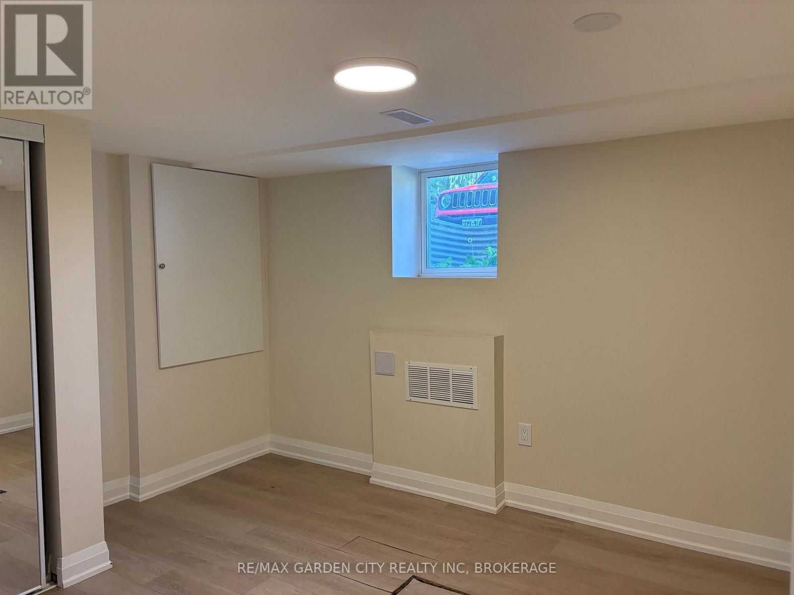 Lwr-1bed - 60 Wakelin Terrace, St. Catharines, Ontario  L2M 4K9 - Photo 13 - X13503468