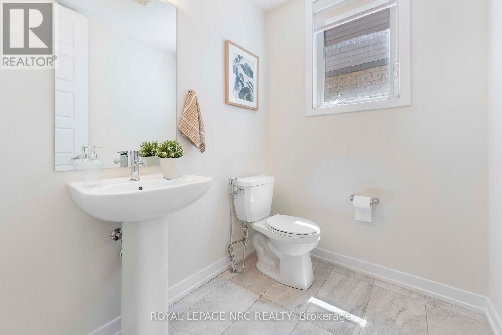 66 Sunflower Crescent, Thorold, Ontario  L3B 0L2 - Photo 22 - X13503494