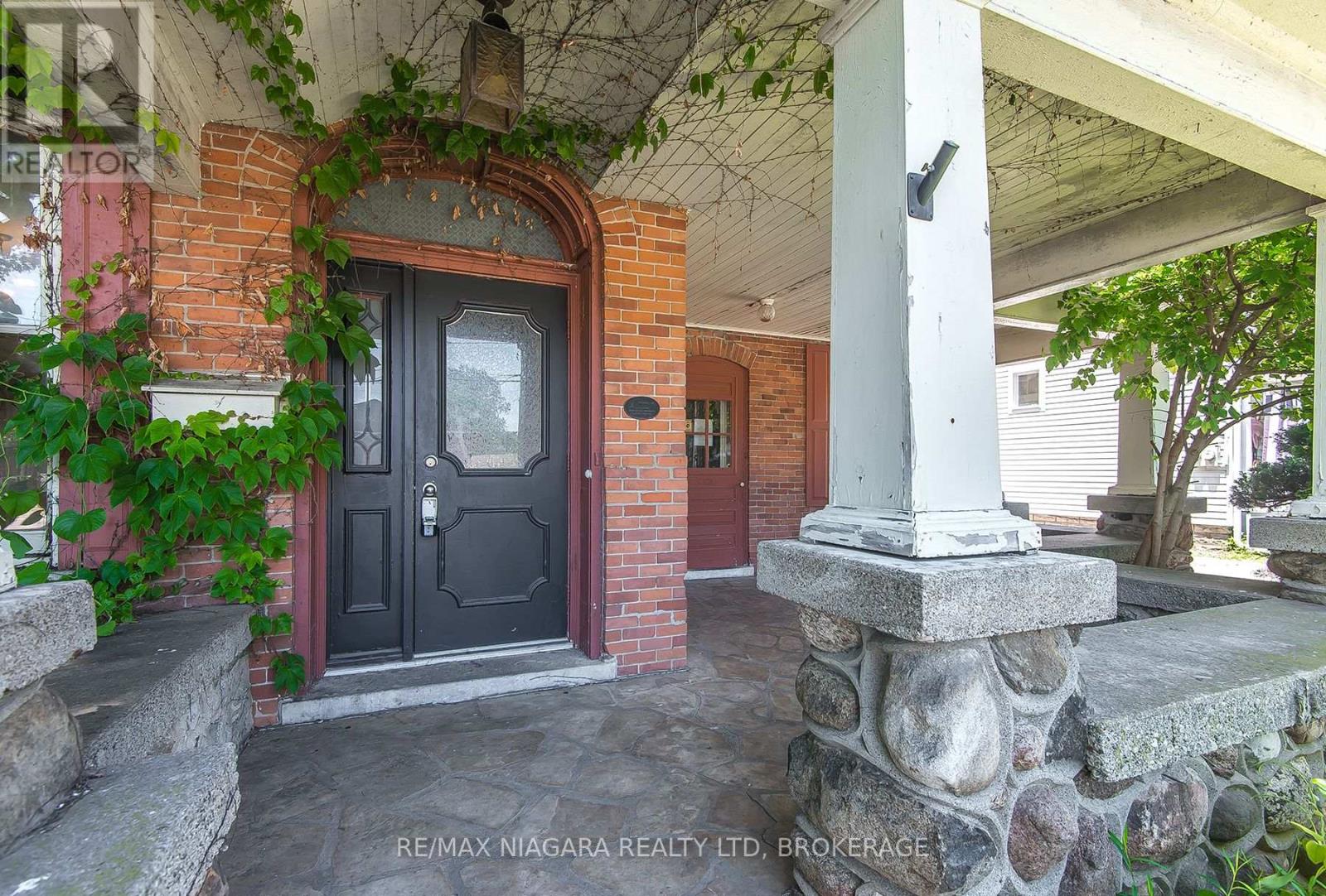 518 King Street, Port Colborne, Ontario  L3K 4H6 - Photo 3 - X13503638