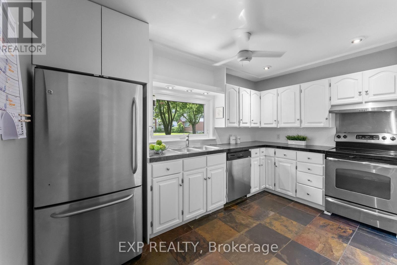 3 Winnifred Avenue, St. Catharines, Ontario  L2M 5X2 - Photo 15 - X13503646