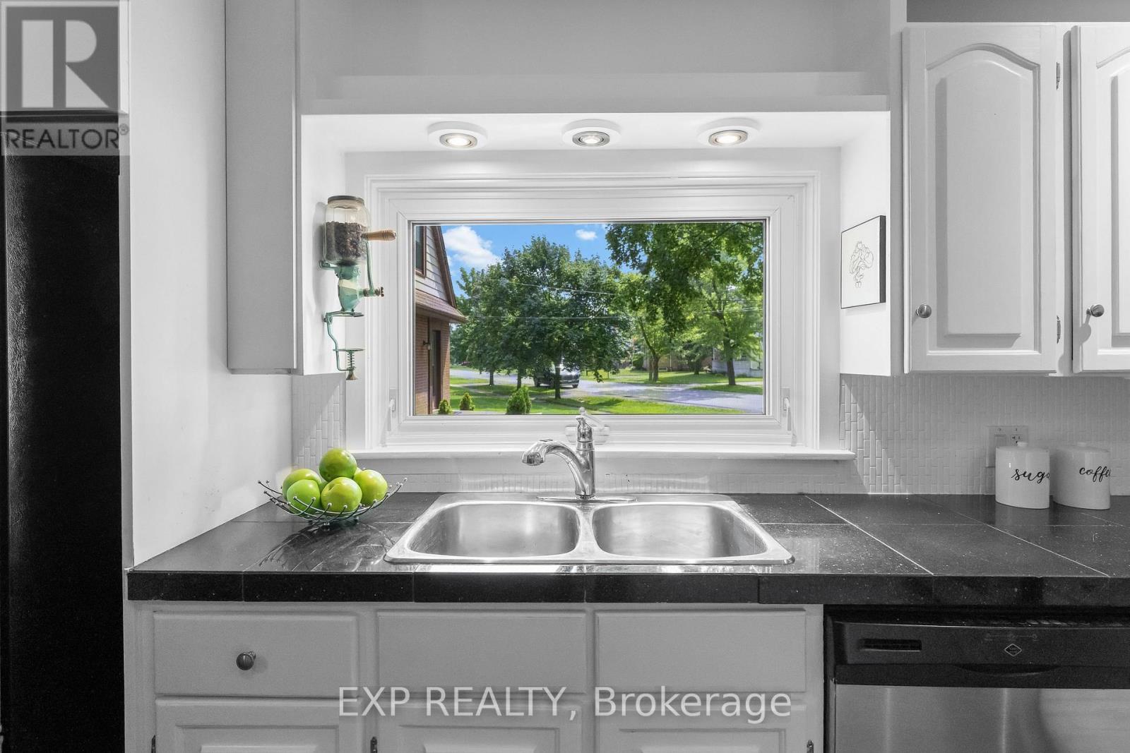 3 Winnifred Avenue, St. Catharines, Ontario  L2M 5X2 - Photo 16 - X13503646