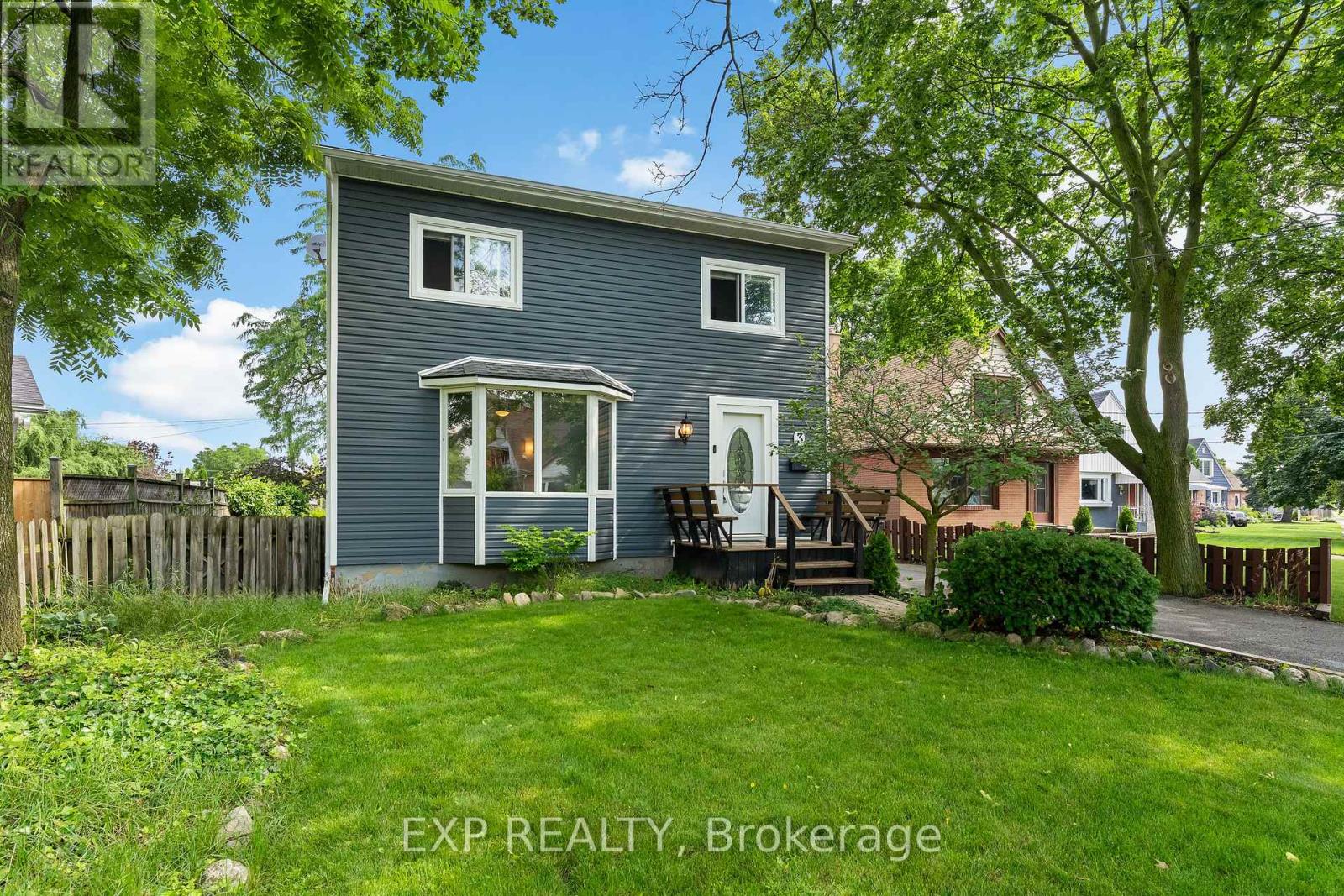 3 Winnifred Avenue, St. Catharines, Ontario  L2M 5X2 - Photo 3 - X13503646