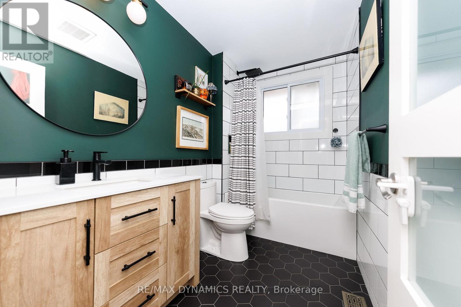 4204 Brookdale Drive, Niagara Falls, Ontario  L2H 2B5 - Photo 15 - X13503676