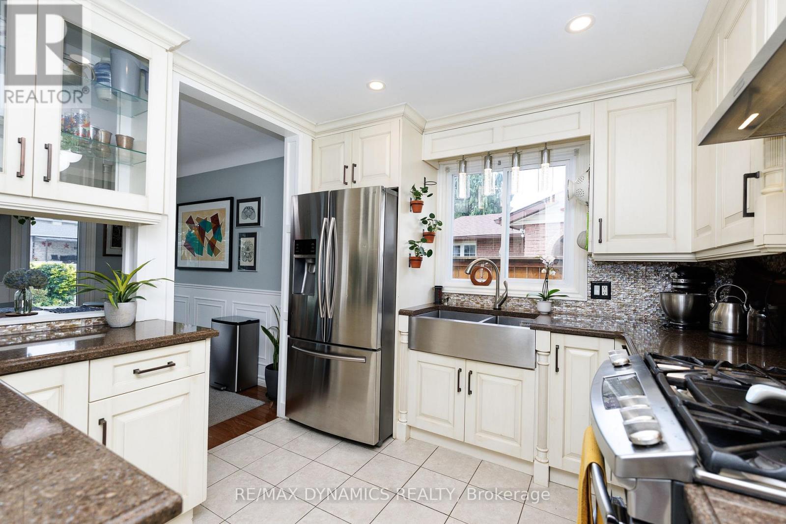 4204 Brookdale Drive, Niagara Falls, Ontario  L2H 2B5 - Photo 6 - X13503676