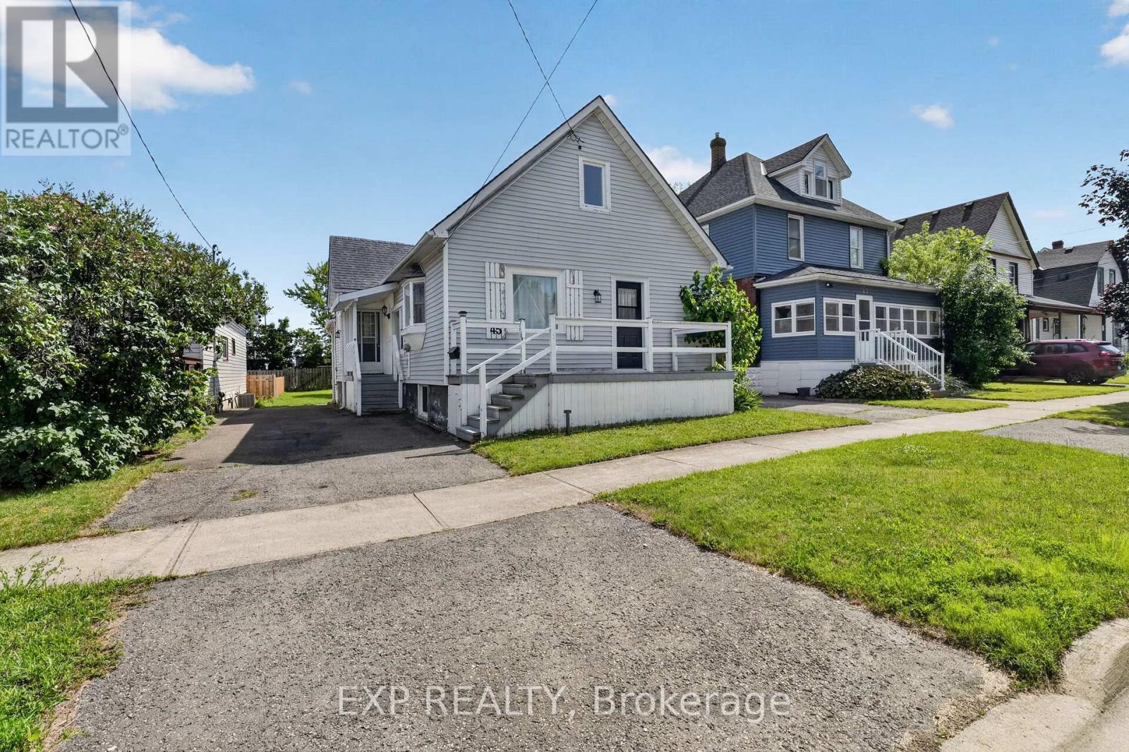 45 Phipps Street, Fort Erie, Ontario  L2A 2V3 - Photo 2 - X13503912