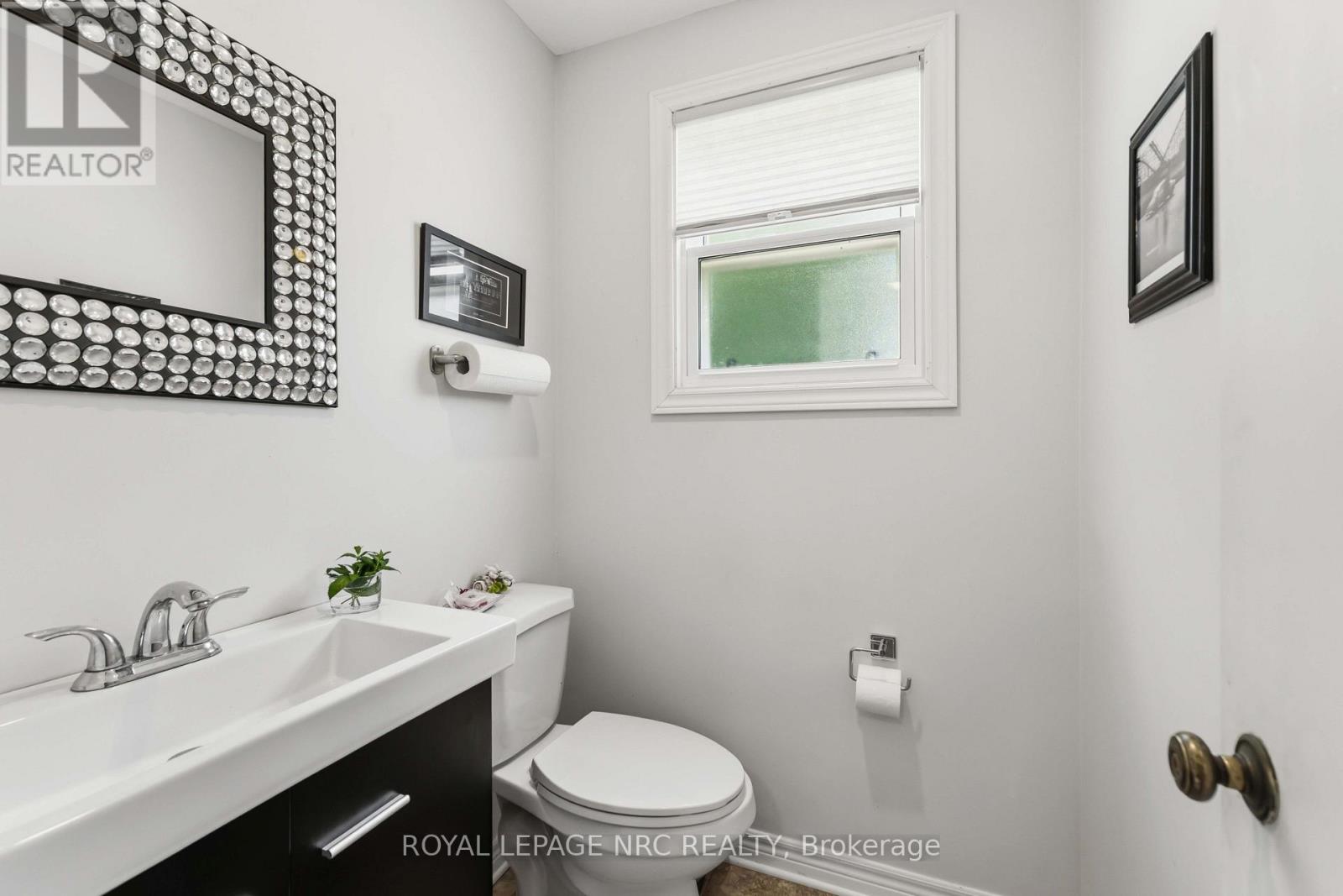 25 St George Court, Fort Erie, Ontario  L0S 1B0 - Photo 36 - X13505276