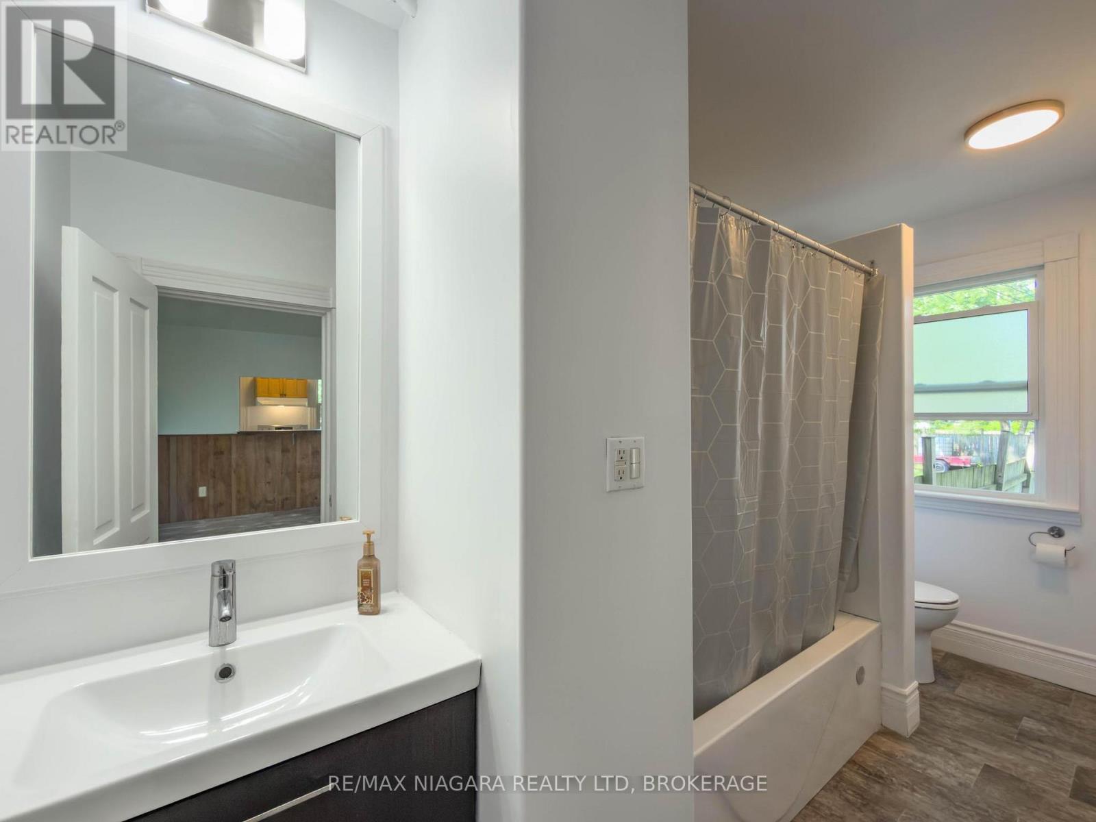 51 Plymouth Road, Welland, Ontario  L3B 3C5 - Photo 13 - X13506446