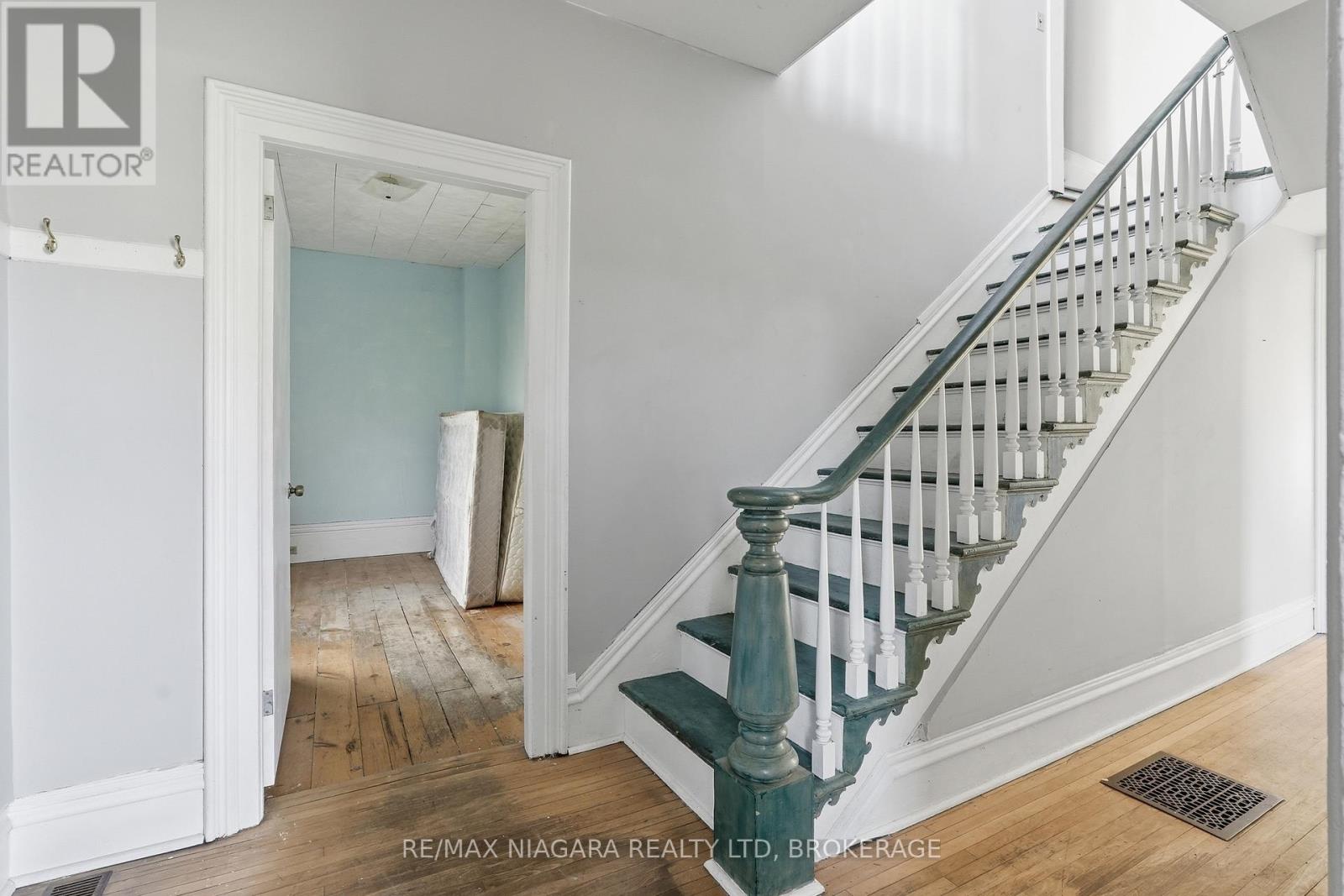 855 Line 1 Road, Niagara-On-The-Lake, Ontario  L0S 1J0 - Photo 17 - X13507228