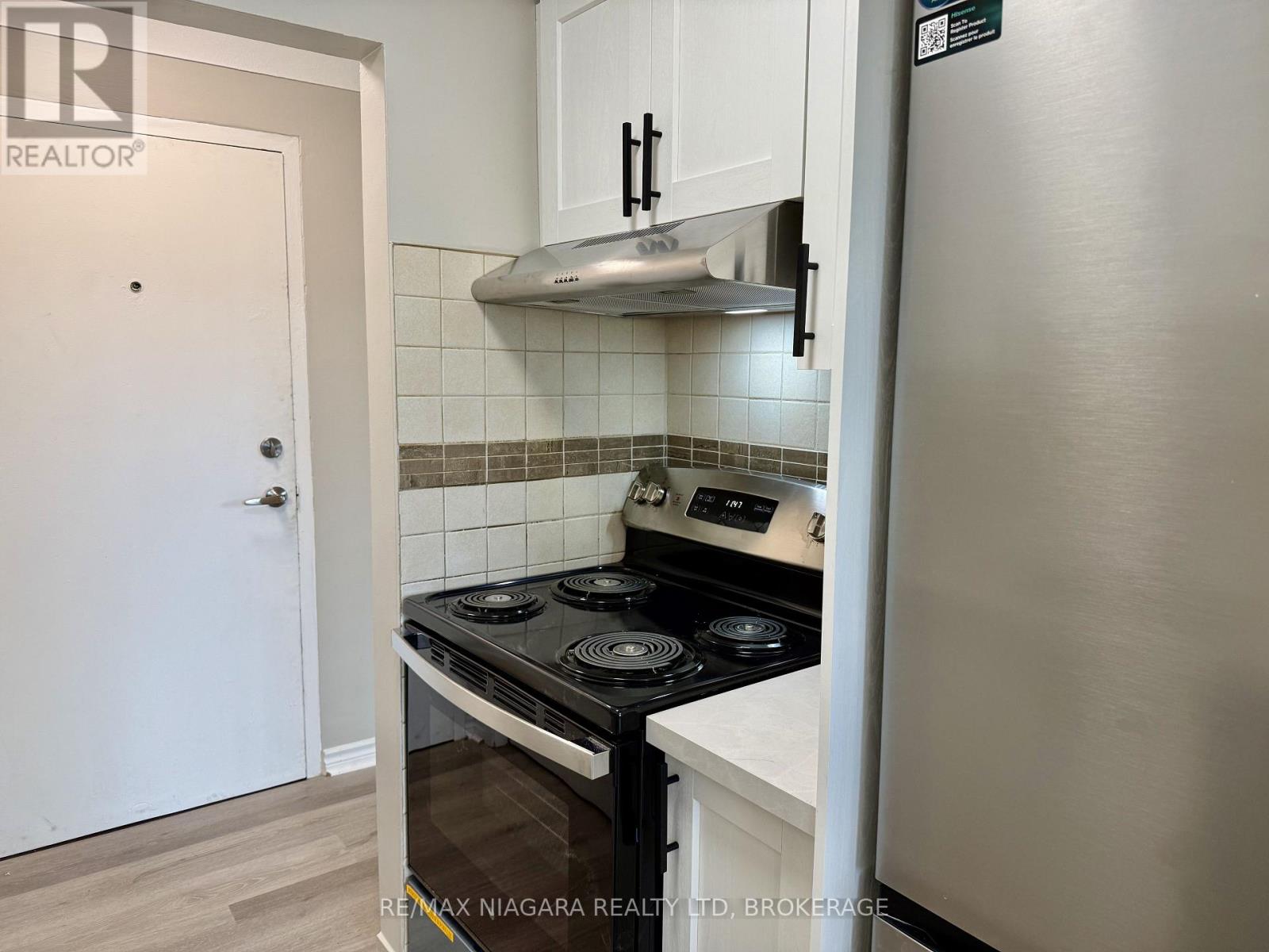7 - 286 Vine Street, St. Catharines, Ontario  L2M 4T3 - Photo 19 - X13508024