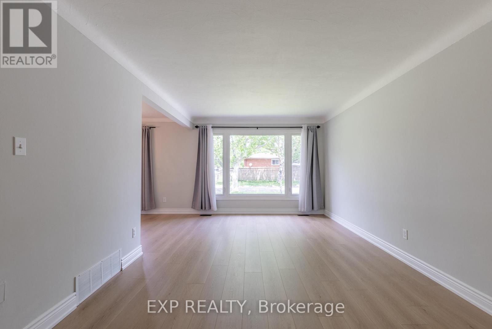 7116 Centennial Street, Niagara Falls, Ontario  L2G 2Z1 - Photo 12 - X13508544