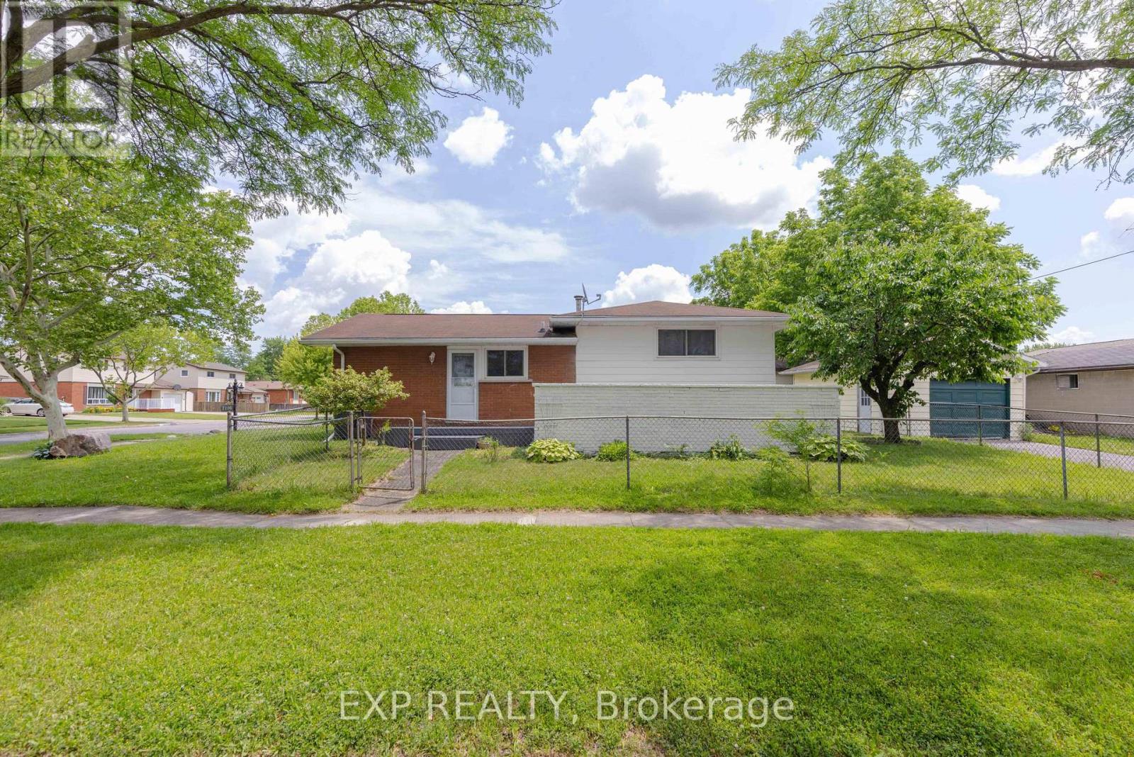 7116 Centennial Street, Niagara Falls, Ontario  L2G 2Z1 - Photo 4 - X13508544