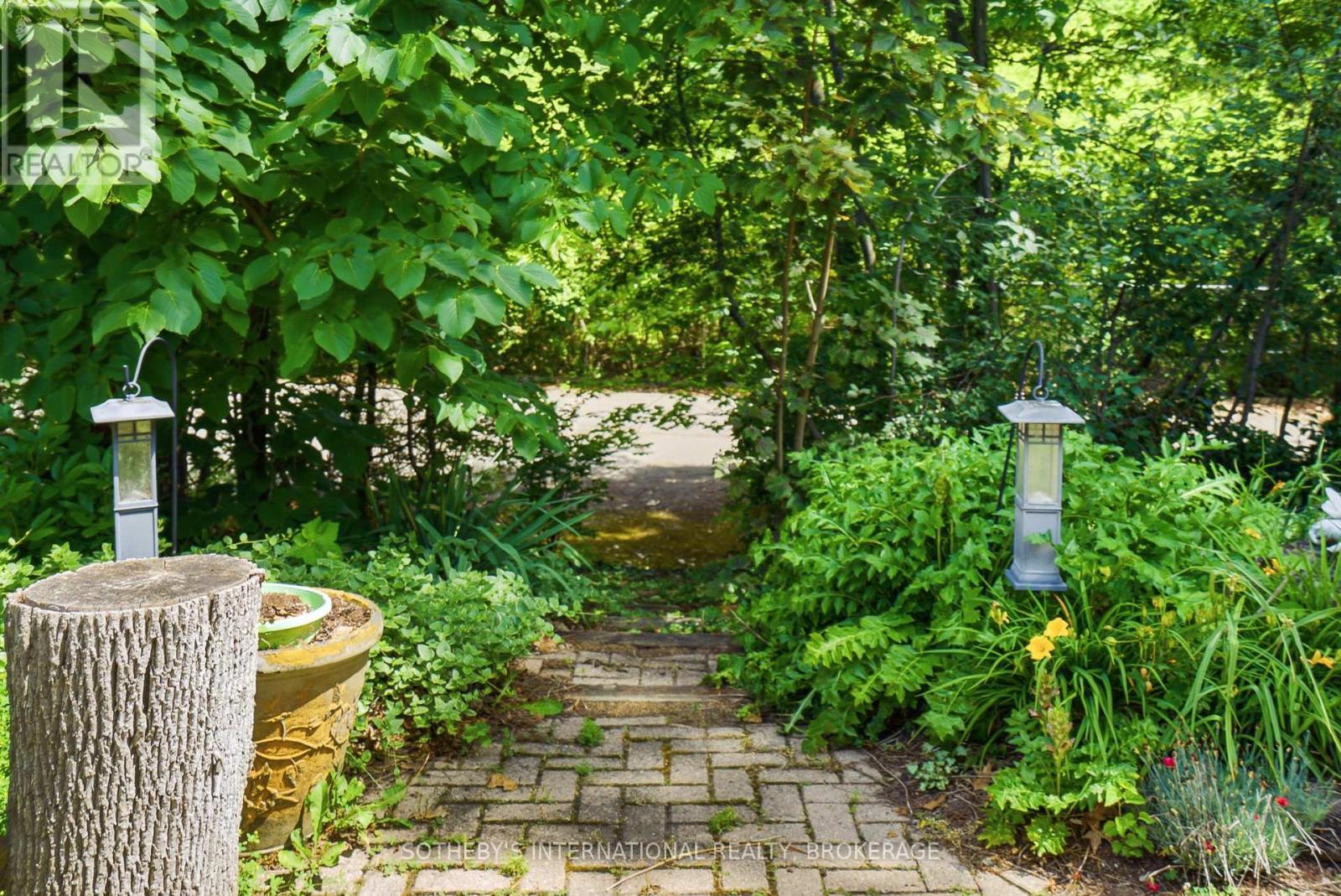 22 Colonel Butler Crescent, Niagara-On-The-Lake, Ontario  L0S 1J0 - Photo 17 - X13508704