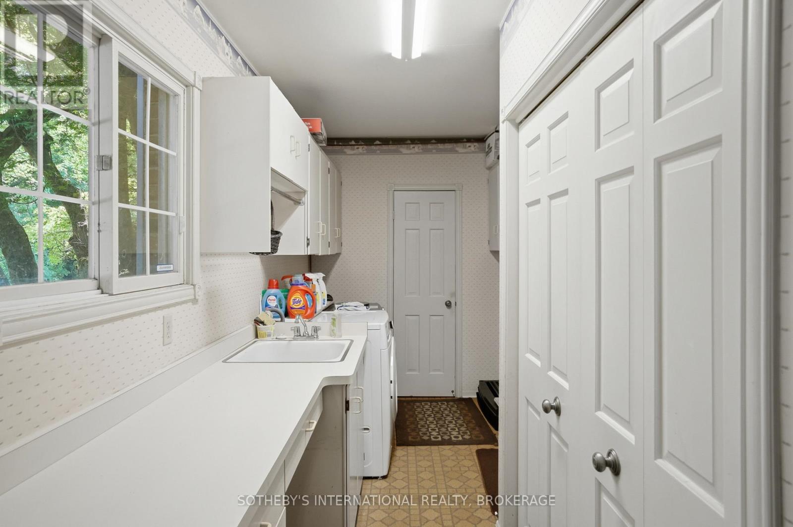 22 Colonel Butler Crescent, Niagara-On-The-Lake, Ontario  L0S 1J0 - Photo 28 - X13508704