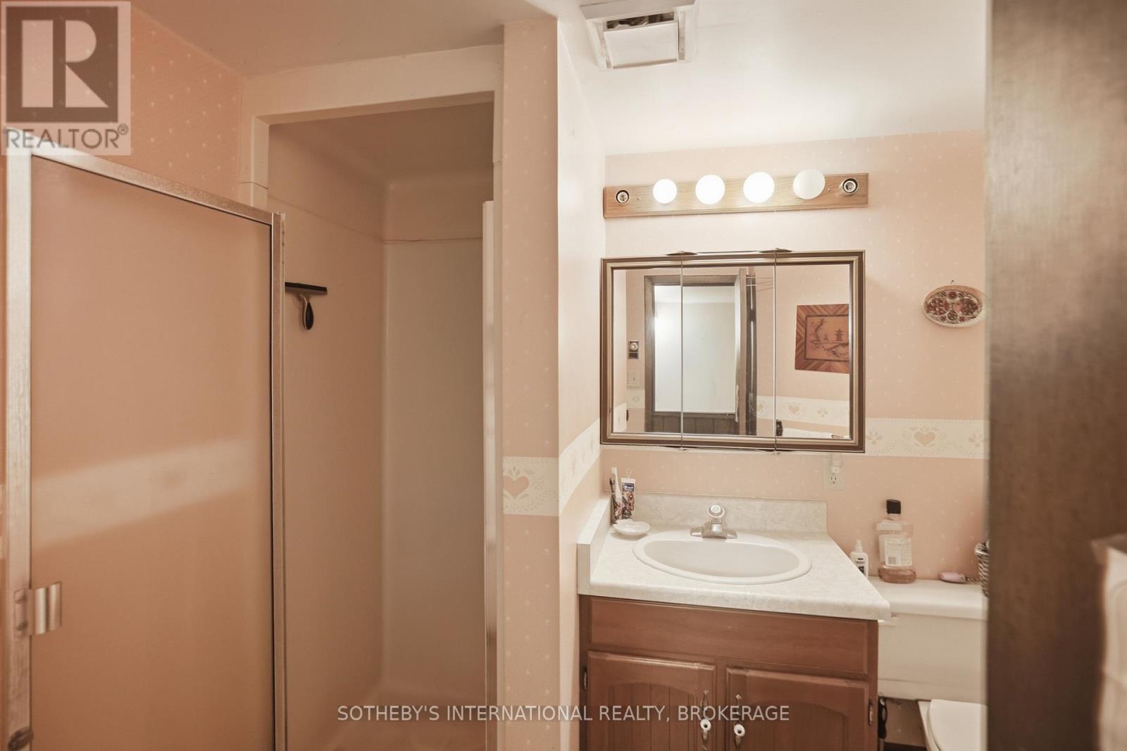 22 Colonel Butler Crescent, Niagara-On-The-Lake, Ontario  L0S 1J0 - Photo 37 - X13508704
