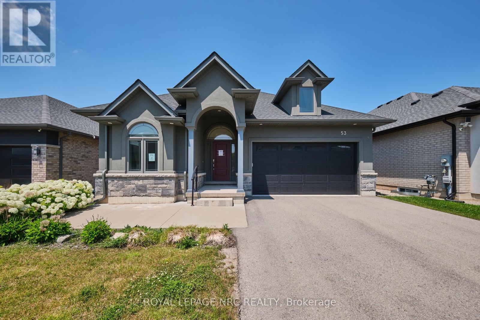 53 CARRICK TRAIL, Welland, Ontario