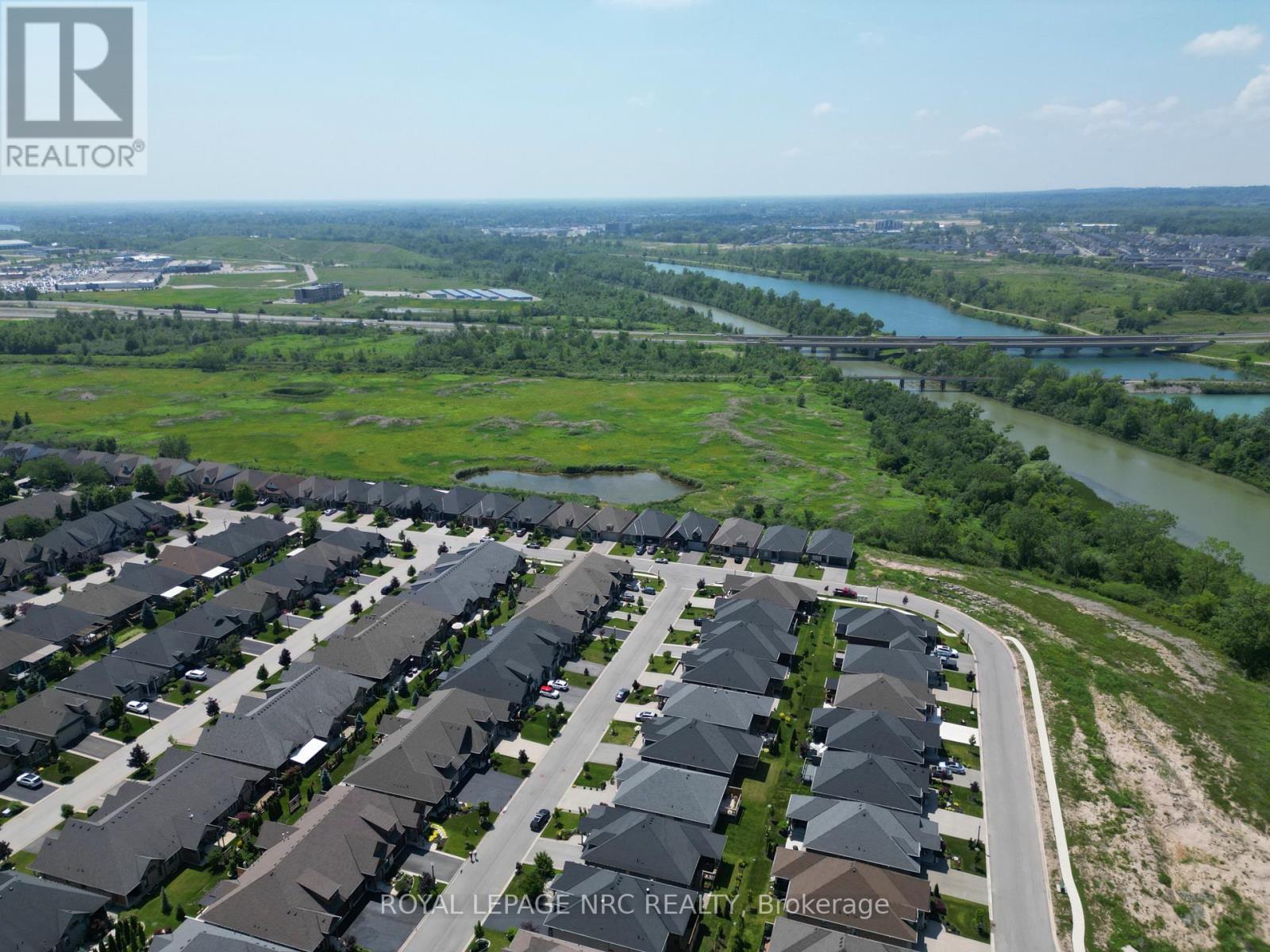 53 Carrick Trail, Welland, Ontario  L3B 0E7 - Photo 2 - X13508918