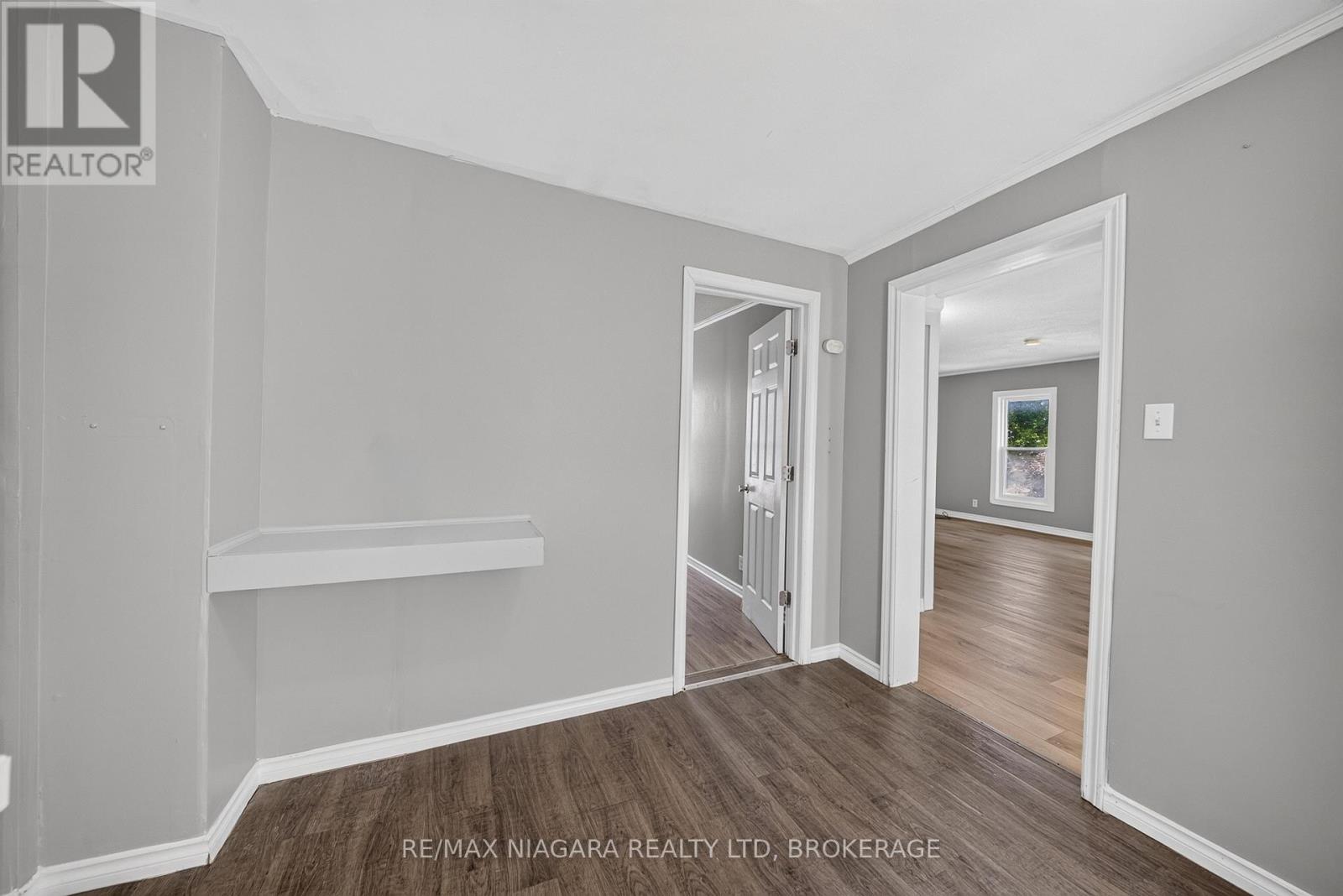 4454 Huron Street, Niagara Falls, Ontario  L2E 2H2 - Photo 14 - X13508940