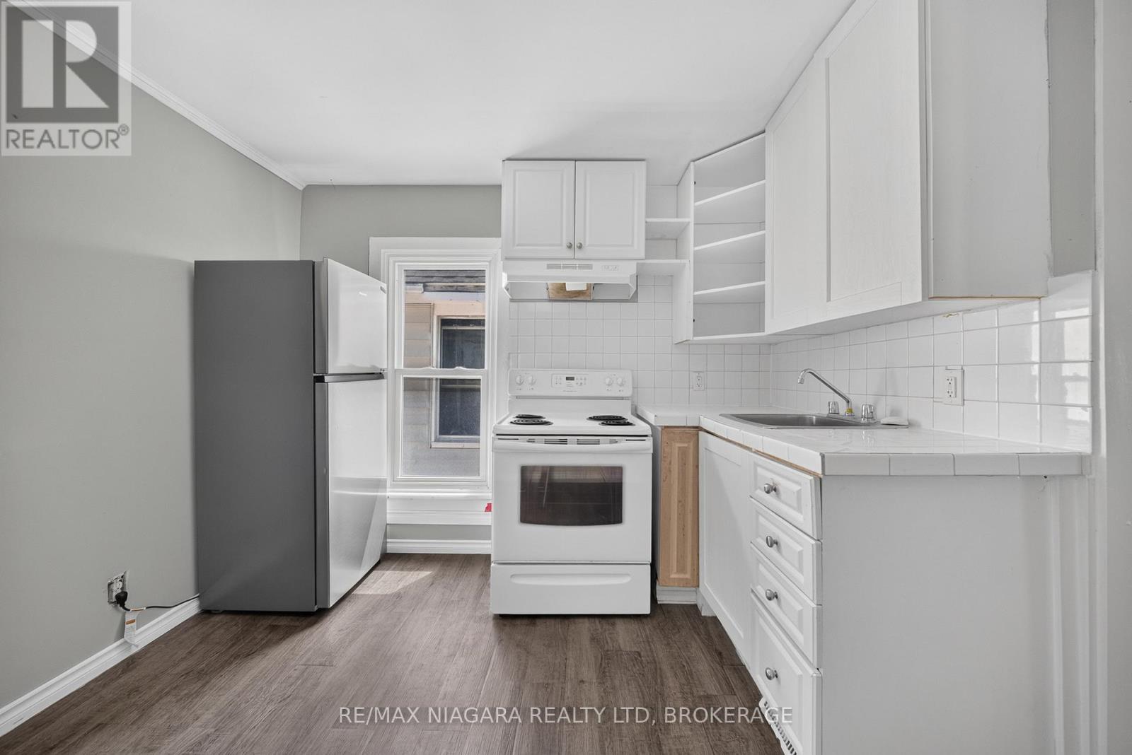 4454 Huron Street, Niagara Falls, Ontario  L2E 2H2 - Photo 23 - X13508940