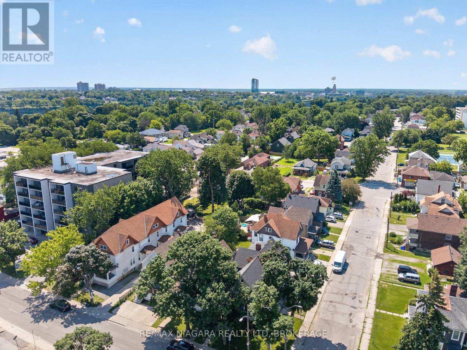 4454 Huron Street, Niagara Falls, Ontario  L2E 2H2 - Photo 6 - X13508940