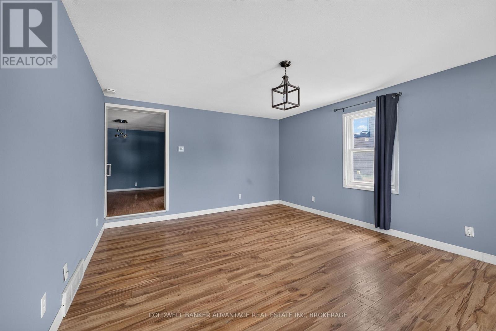 69 Dolphin Street, Port Colborne, Ontario  L3K 2J4 - Photo 9 - X13509756