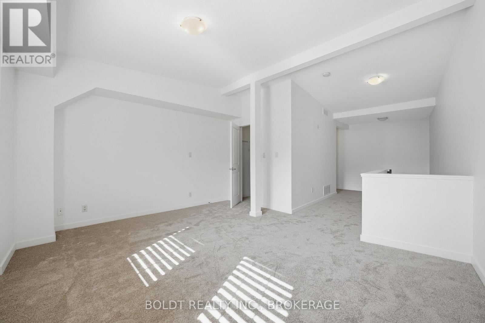 8 - 49 Ontario Street, Grimsby, Ontario  L3M 3H2 - Photo 16 - X13509874