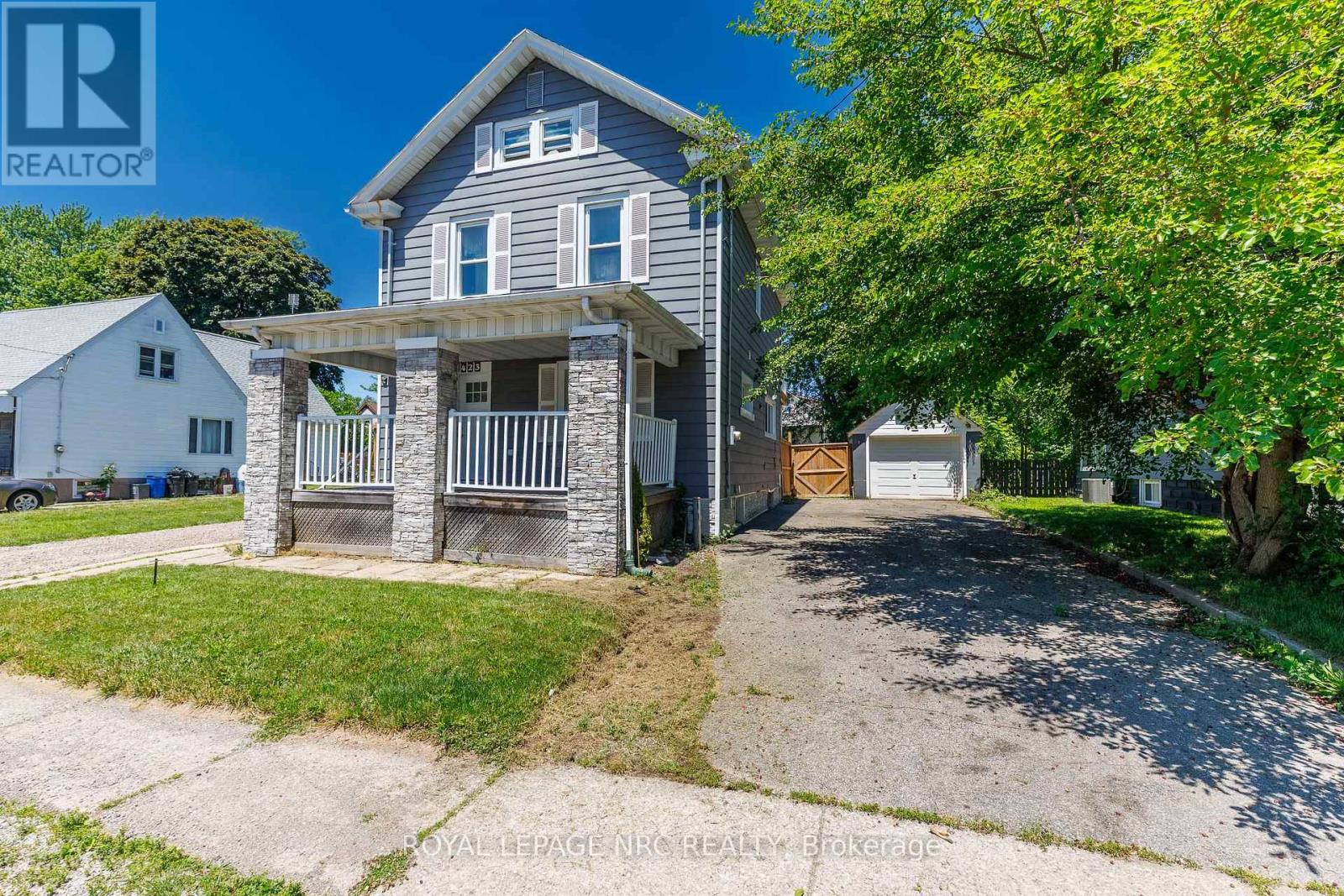 6423 Barker Street, Niagara Falls, Ontario  L2G 1Y6 - Photo 2 - X13510058