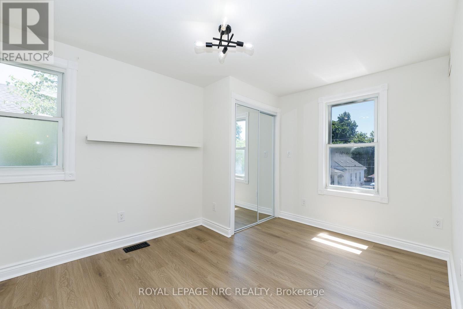 6423 Barker Street, Niagara Falls, Ontario  L2G 1Y6 - Photo 20 - X13510058