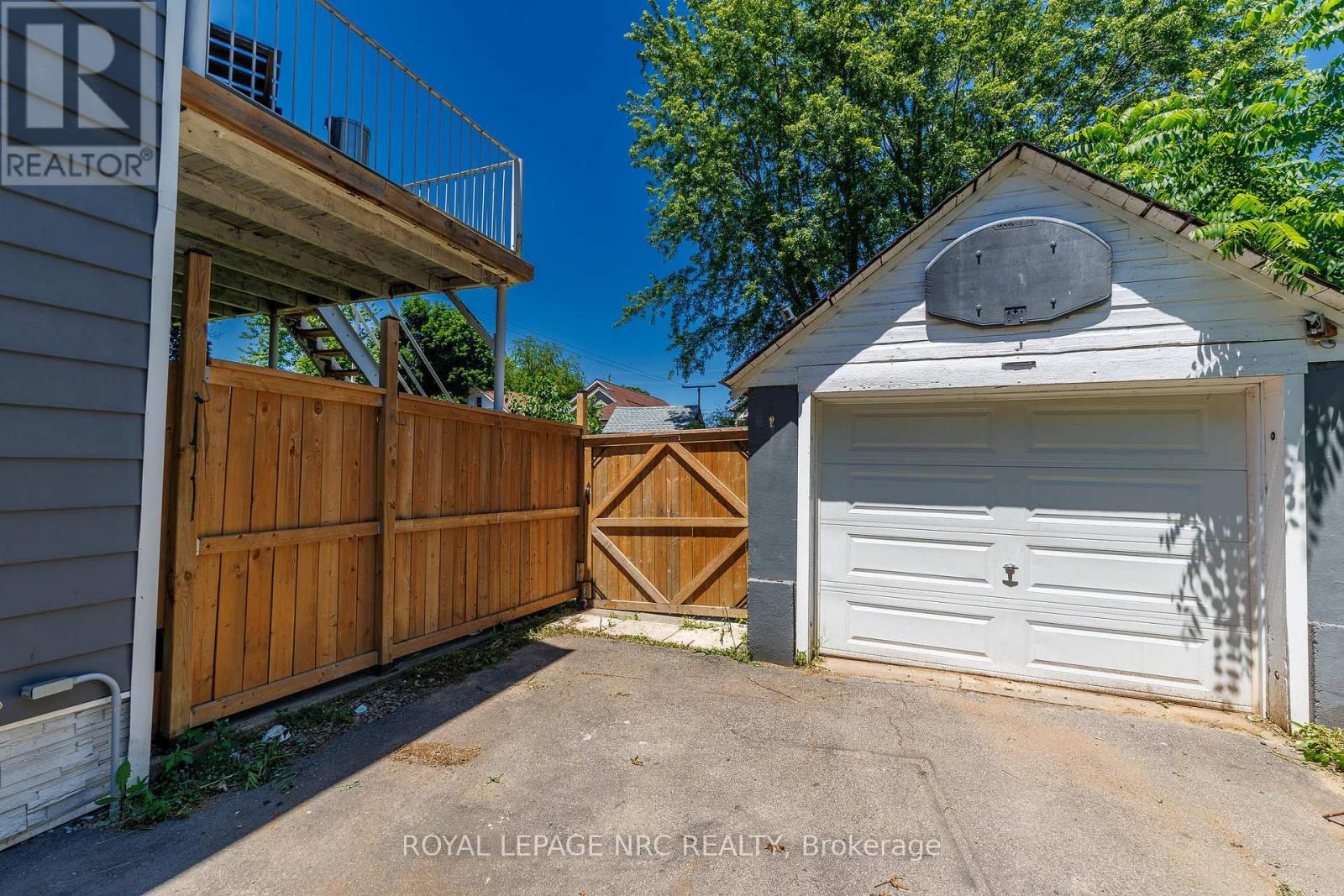 6423 Barker Street, Niagara Falls, Ontario  L2G 1Y6 - Photo 27 - X13510058