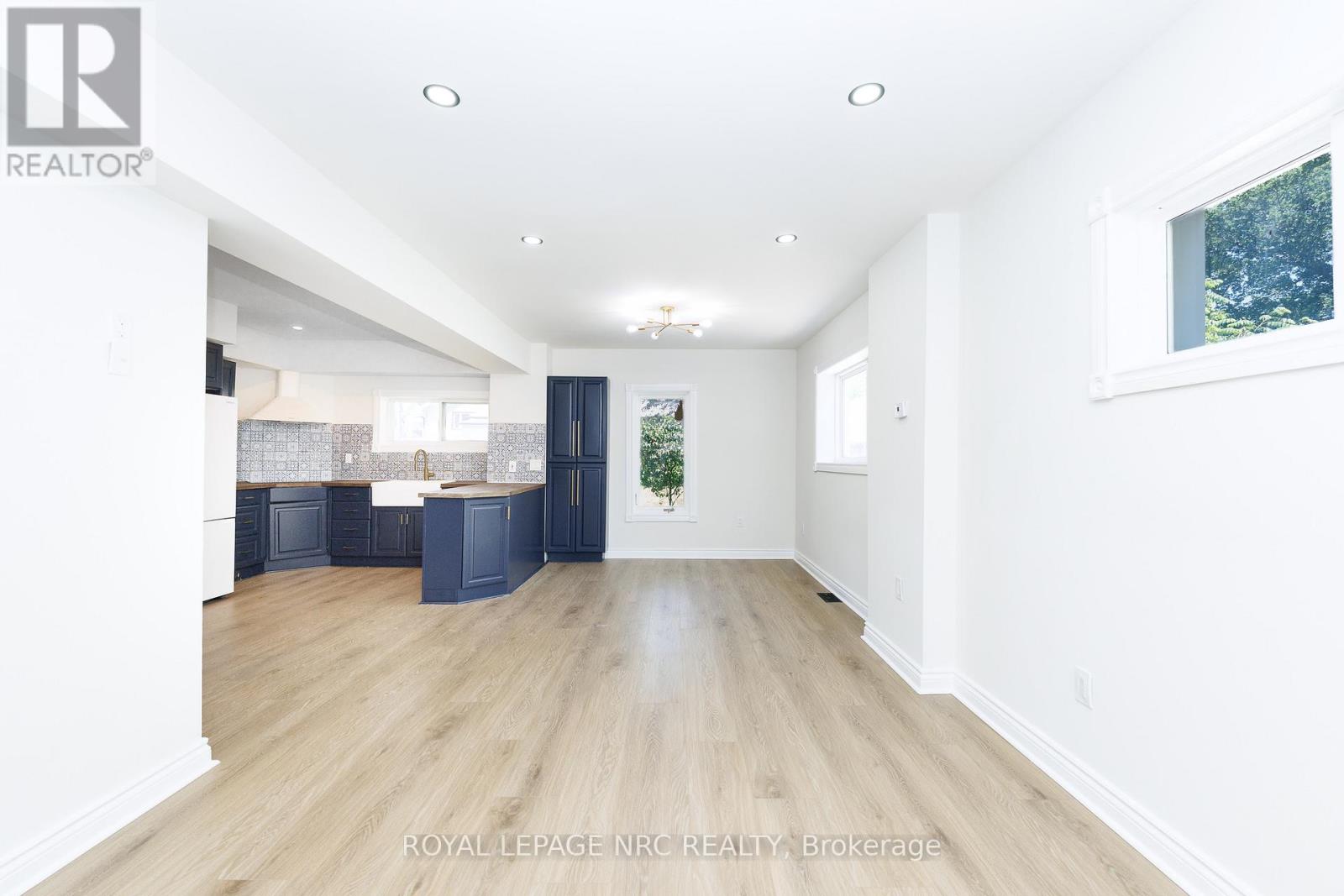 6423 Barker Street, Niagara Falls, Ontario  L2G 1Y6 - Photo 6 - X13510058