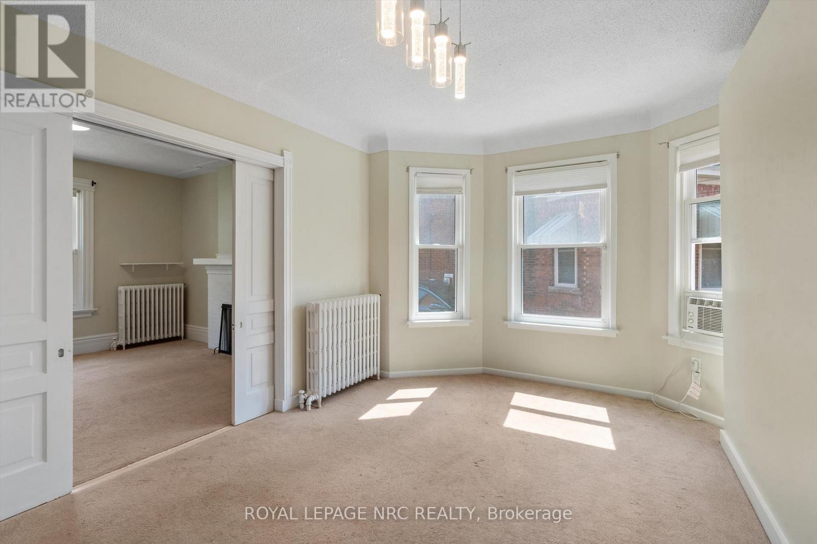 7 Beecher Street, St. Catharines, Ontario  L2R 5S4 - Photo 10 - X13511244