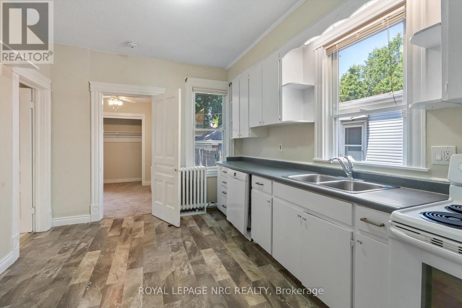 7 Beecher Street, St. Catharines, Ontario  L2R 5S4 - Photo 11 - X13511244