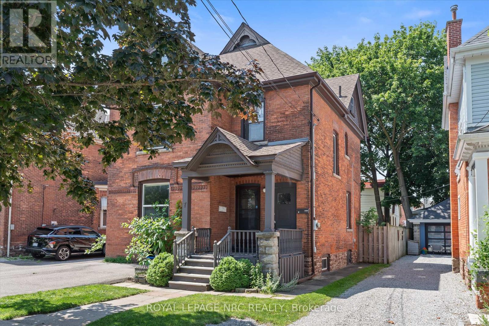7 Beecher Street, St. Catharines, Ontario  L2R 5S4 - Photo 2 - X13511244