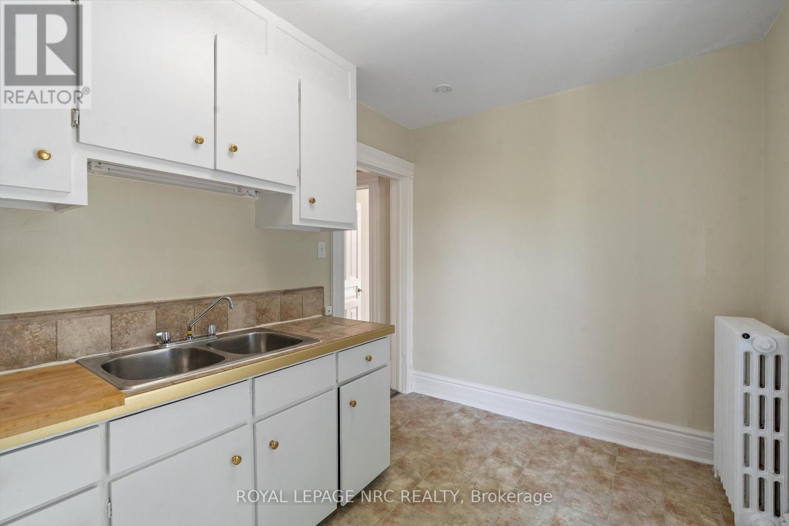 7 Beecher Street, St. Catharines, Ontario  L2R 5S4 - Photo 23 - X13511244