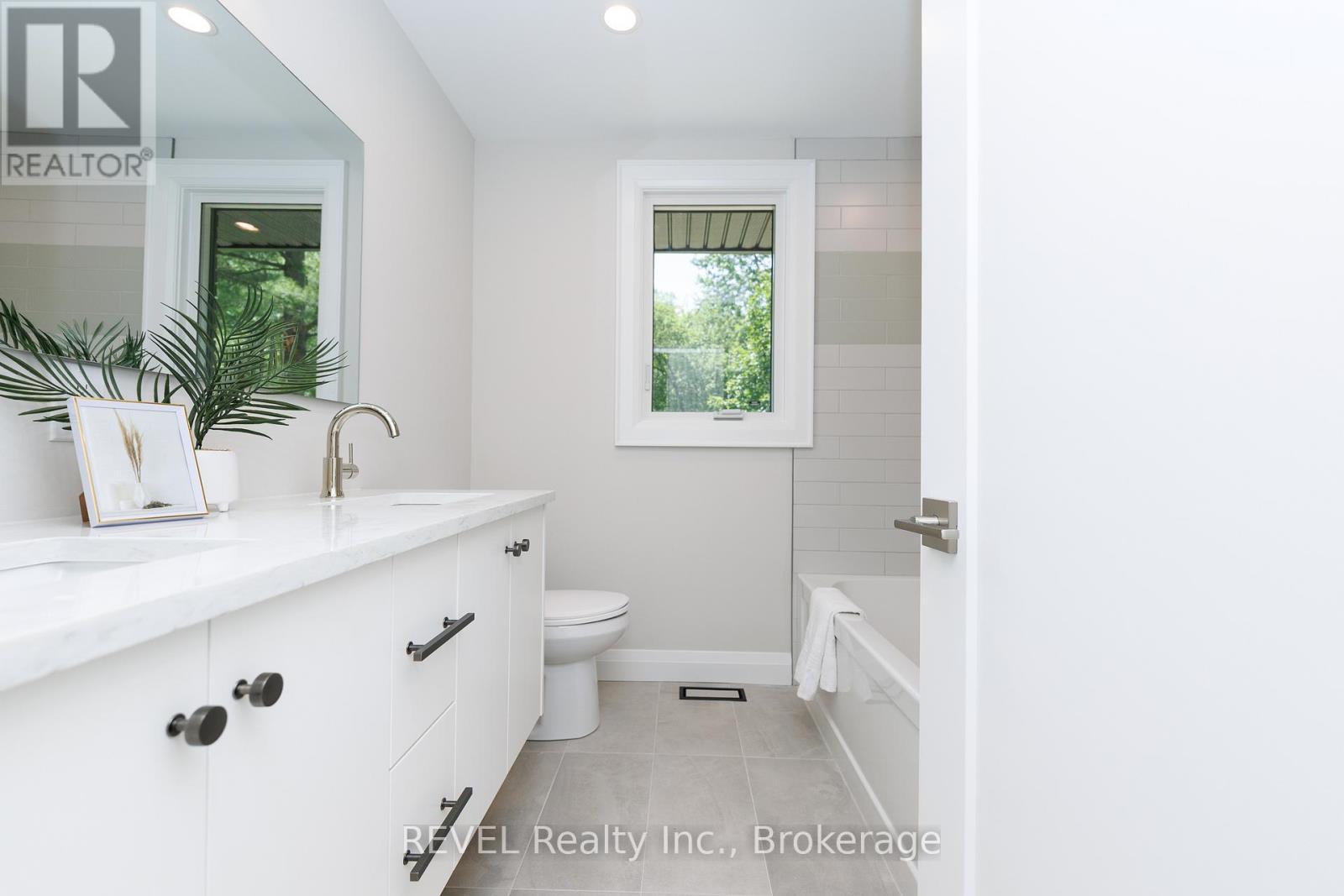 8780 Brown Road, Niagara Falls, Ontario  L2E 6S5 - Photo 22 - X13511570