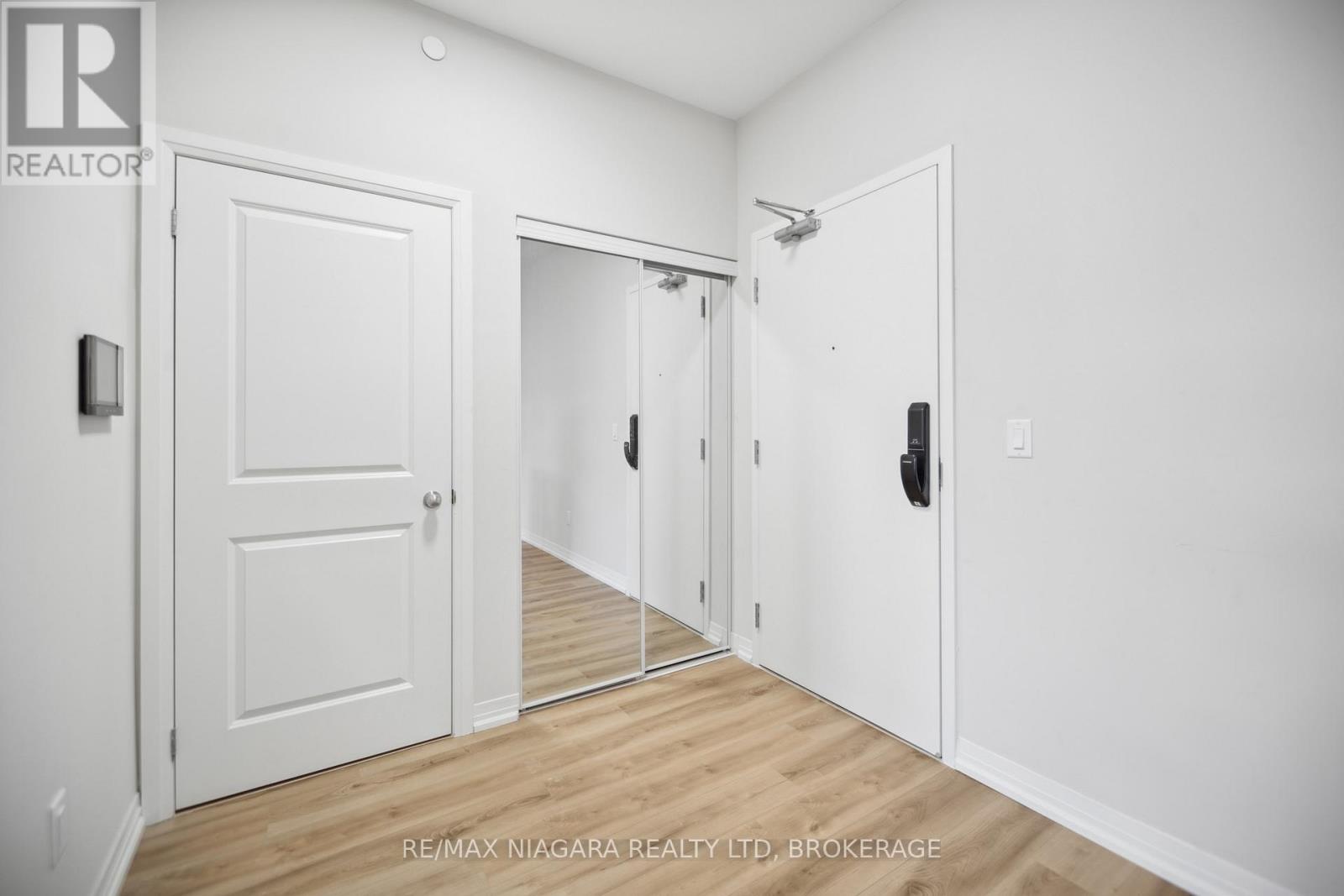 443 - 50 Herrick Avenue, St. Catharines, Ontario  L2P 2S4 - Photo 2 - X13511660