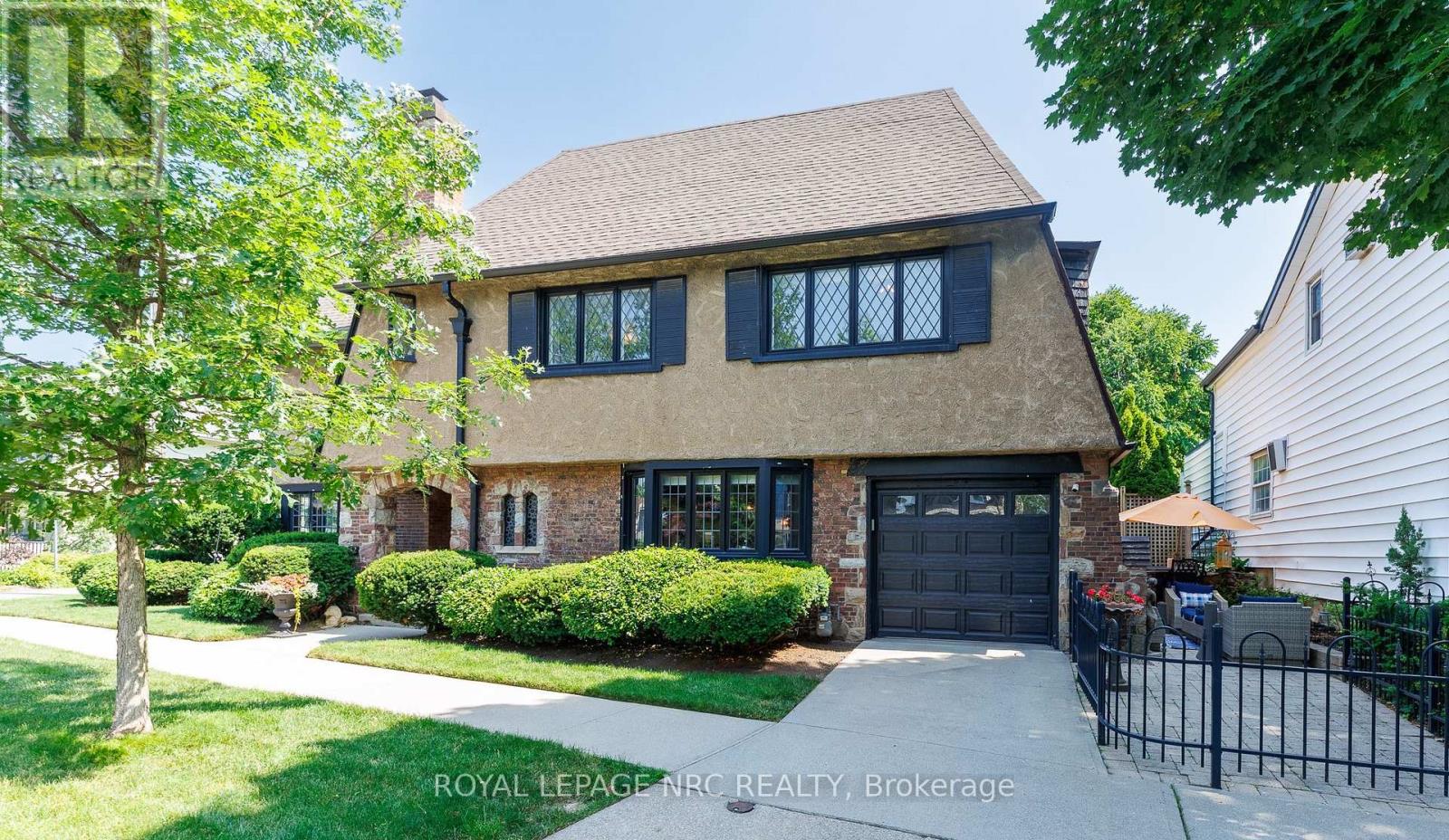 52 Yates Street, St. Catharines, Ontario  L2R 5R5 - Photo 2 - X13512032