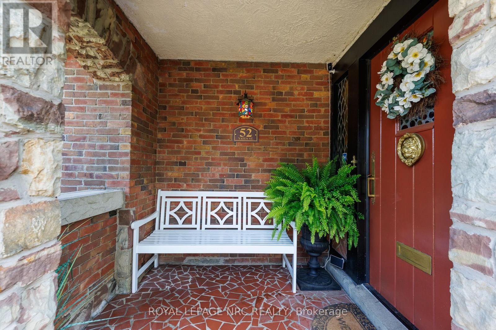 52 Yates Street, St. Catharines, Ontario  L2R 5R5 - Photo 4 - X13512032