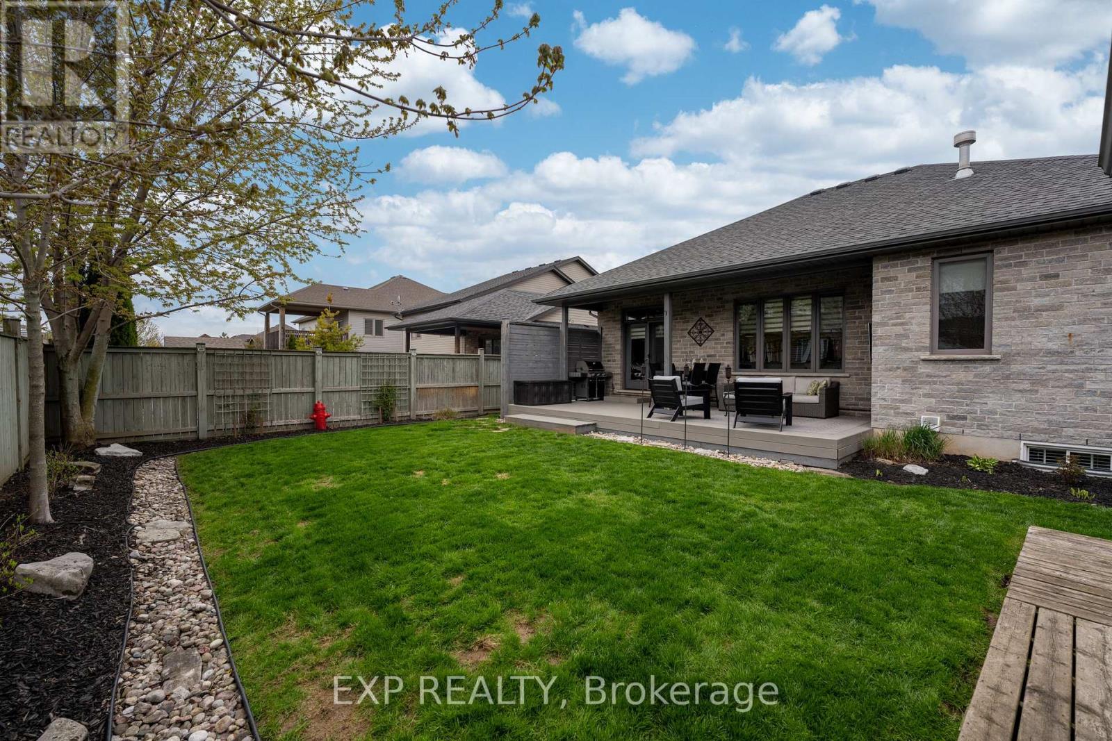 8736 Angie Drive, Niagara Falls, Ontario  L2H 0H9 - Photo 42 - X13512626