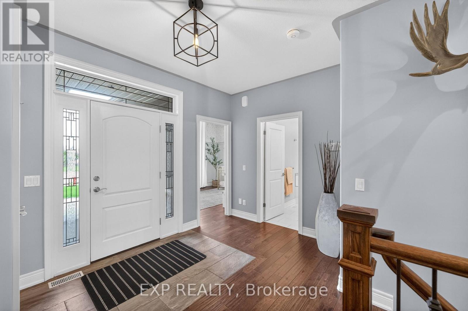 8736 Angie Drive, Niagara Falls, Ontario  L2H 0H9 - Photo 6 - X13512626