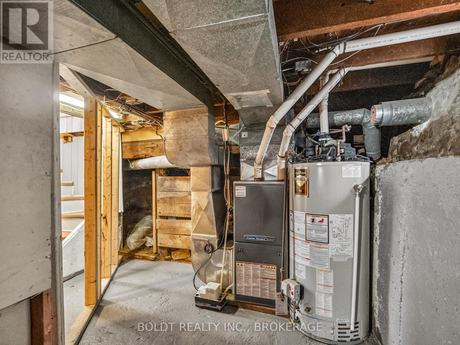 78 Maple Street, St. Catharines, Ontario  L2R 2B2 - Photo 18 - X13505766