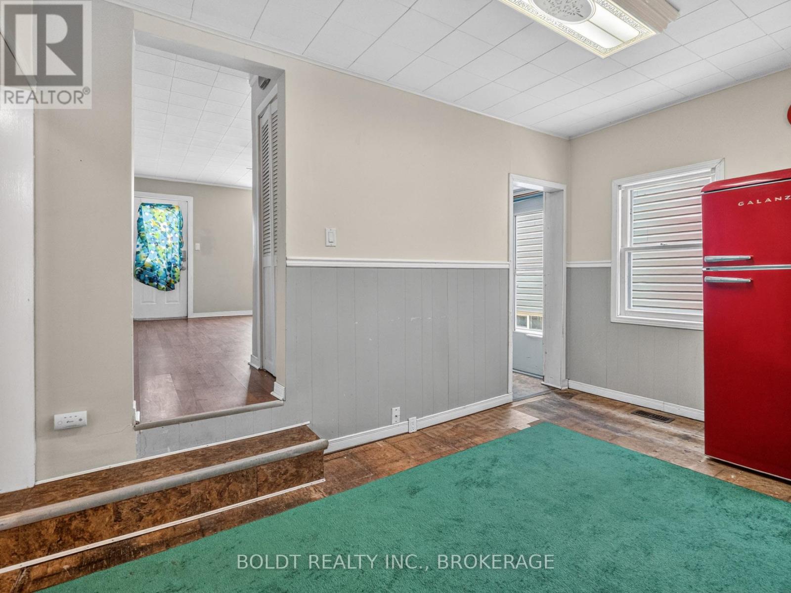 78 Maple Street, St. Catharines, Ontario  L2R 2B2 - Photo 6 - X13505766