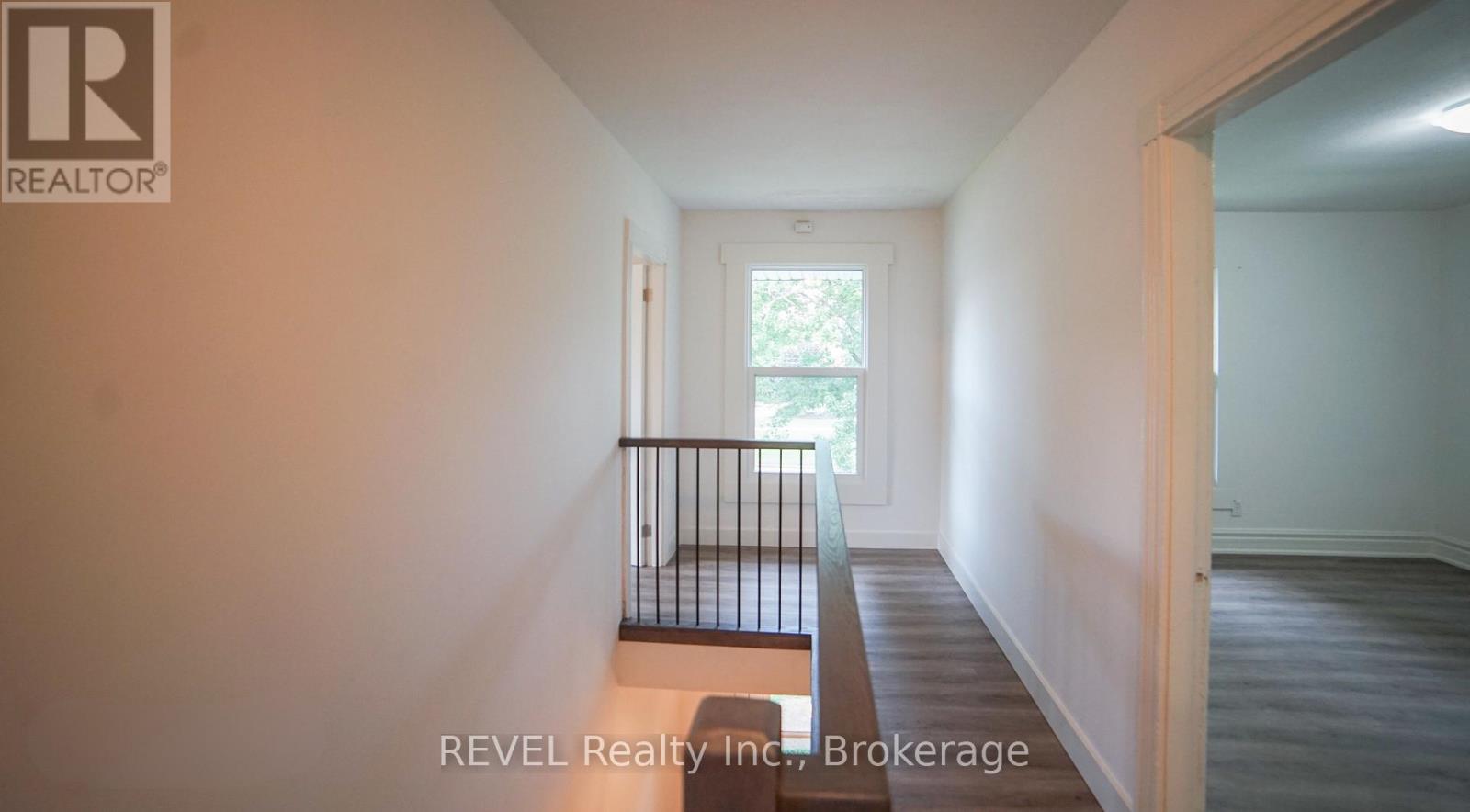 Upper - 21 Plymouth Road, Welland, Ontario  L3B 3C4 - Photo 13 - X13513926