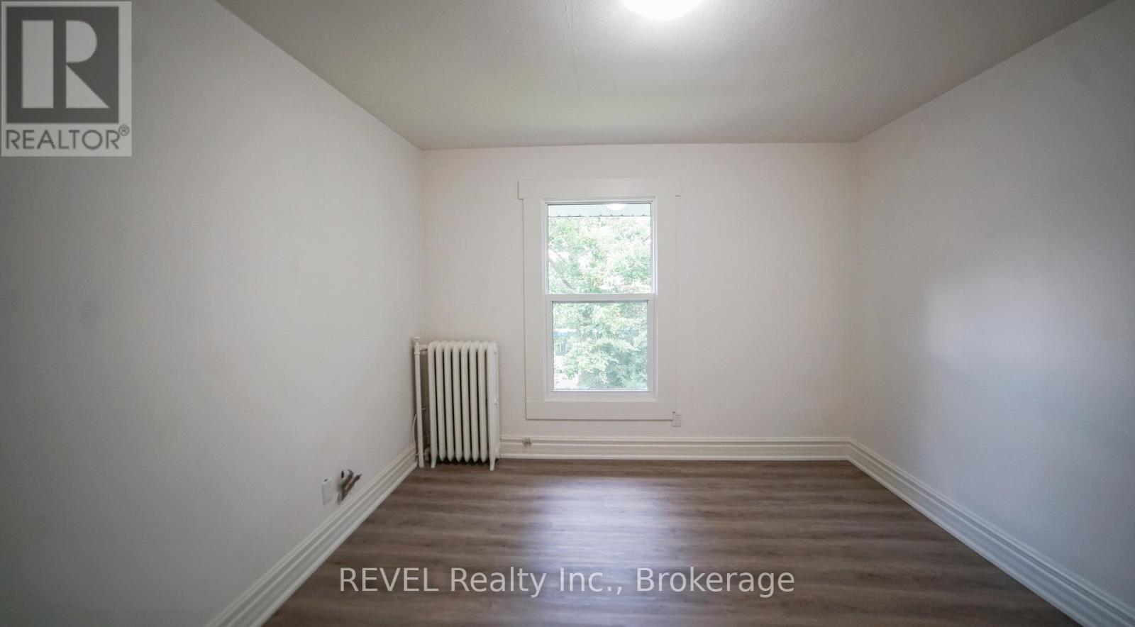Upper - 21 Plymouth Road, Welland, Ontario  L3B 3C4 - Photo 14 - X13513926