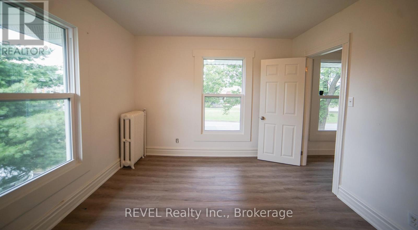 Upper - 21 Plymouth Road, Welland, Ontario  L3B 3C4 - Photo 18 - X13513926