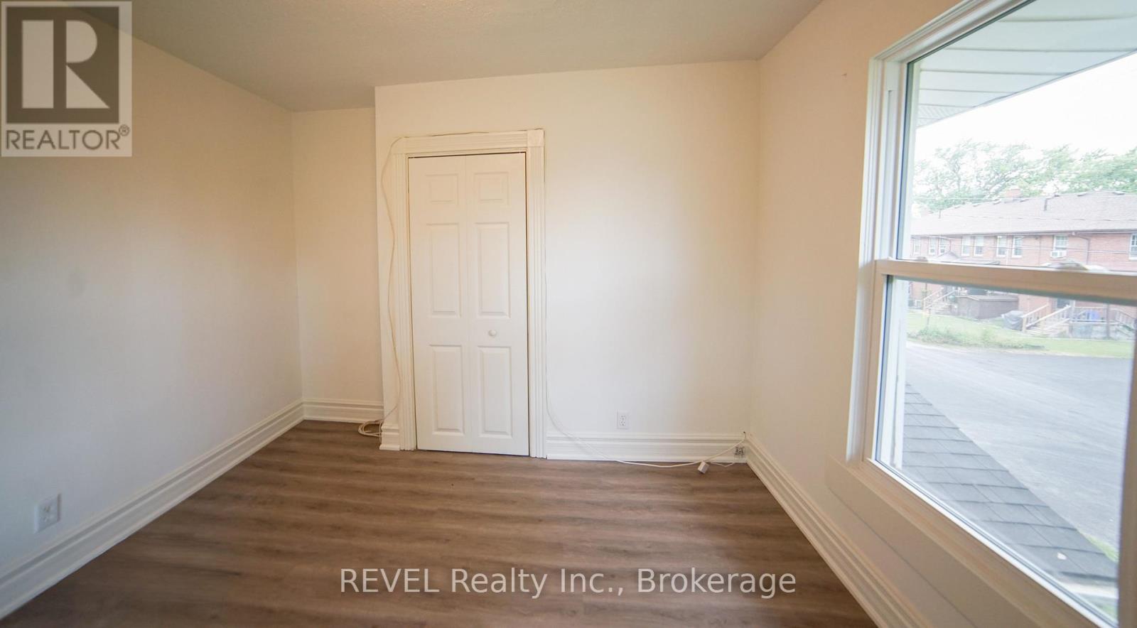 Upper - 21 Plymouth Road, Welland, Ontario  L3B 3C4 - Photo 19 - X13513926