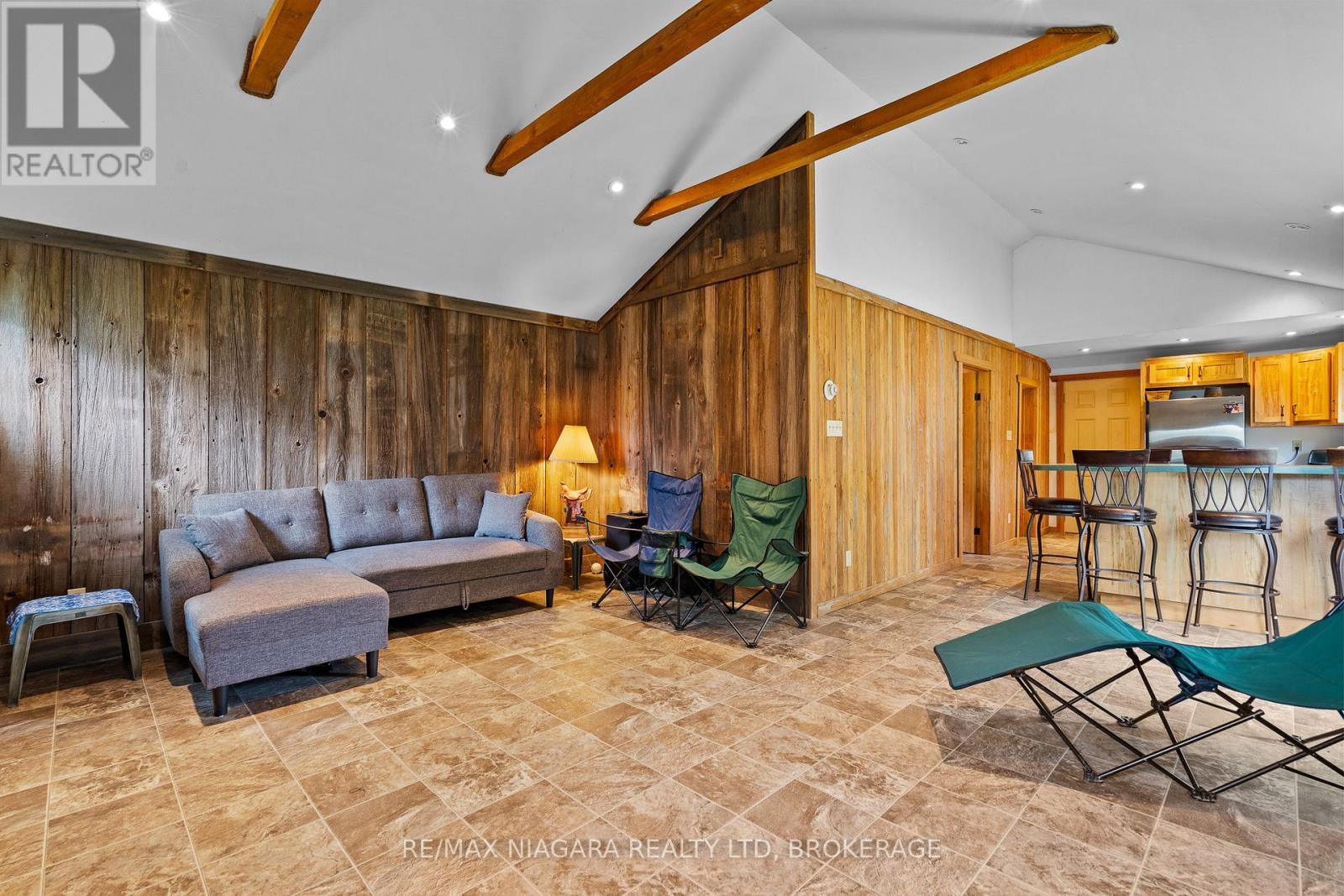 12213 Lakeshore Road, Wainfleet, Ontario  L0S 1V0 - Photo 8 - X13515536