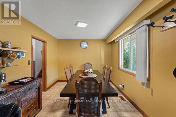 33 Meadowbrook Crescent, St. Catharines, Ontario  L2M 7G8 - Photo 13 - X13515764