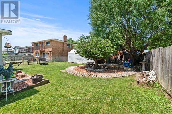 33 Meadowbrook Crescent, St. Catharines, Ontario  L2M 7G8 - Photo 39 - X13515764