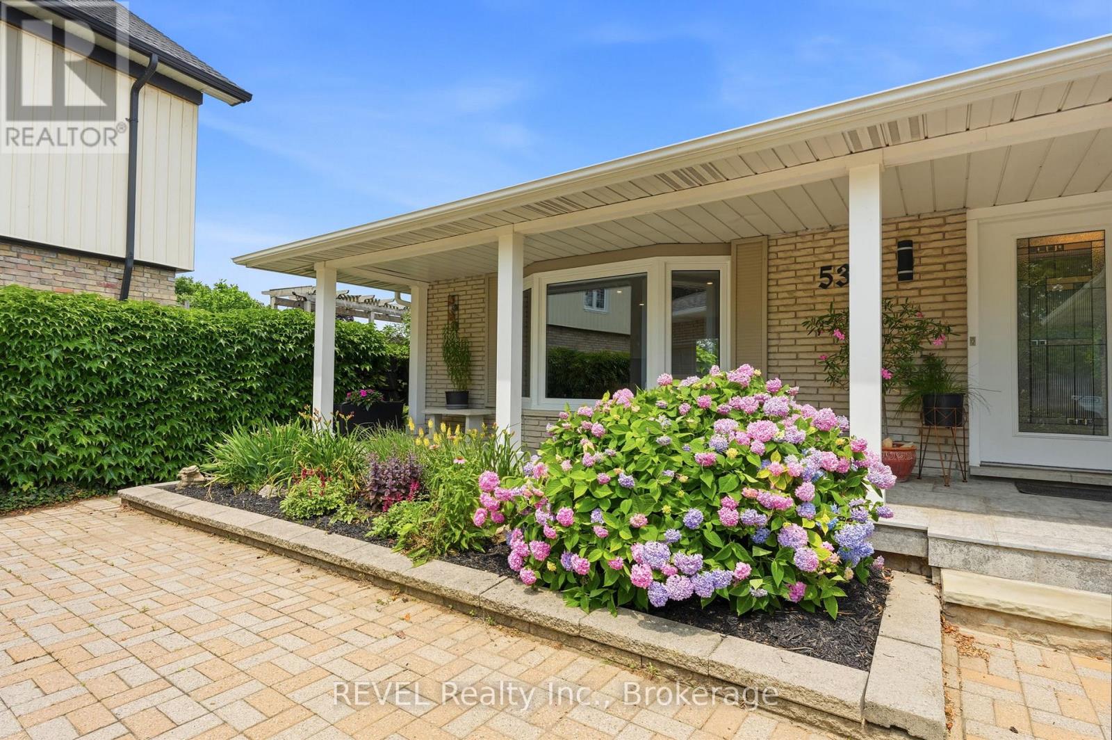 53 Beachview Drive, St. Catharines, Ontario  L2N 3W4 - Photo 10 - X13516944
